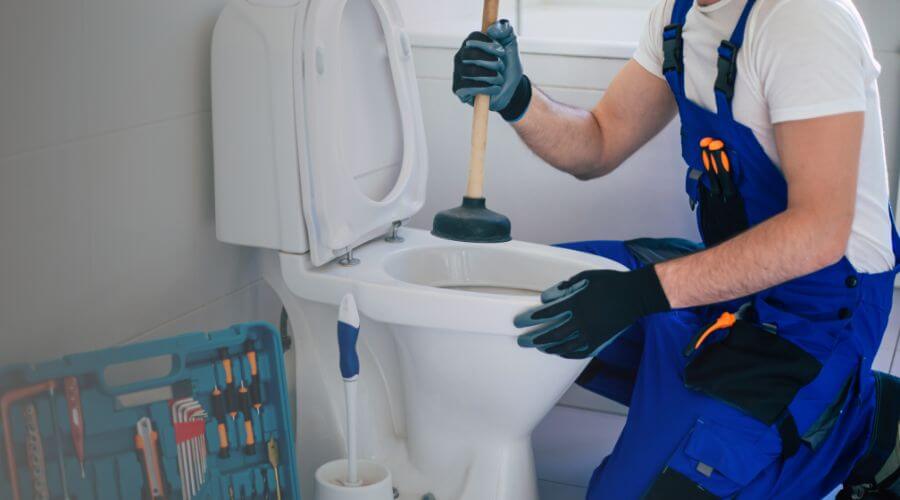 Local annual plumbing maintenance in Van Wert, IA